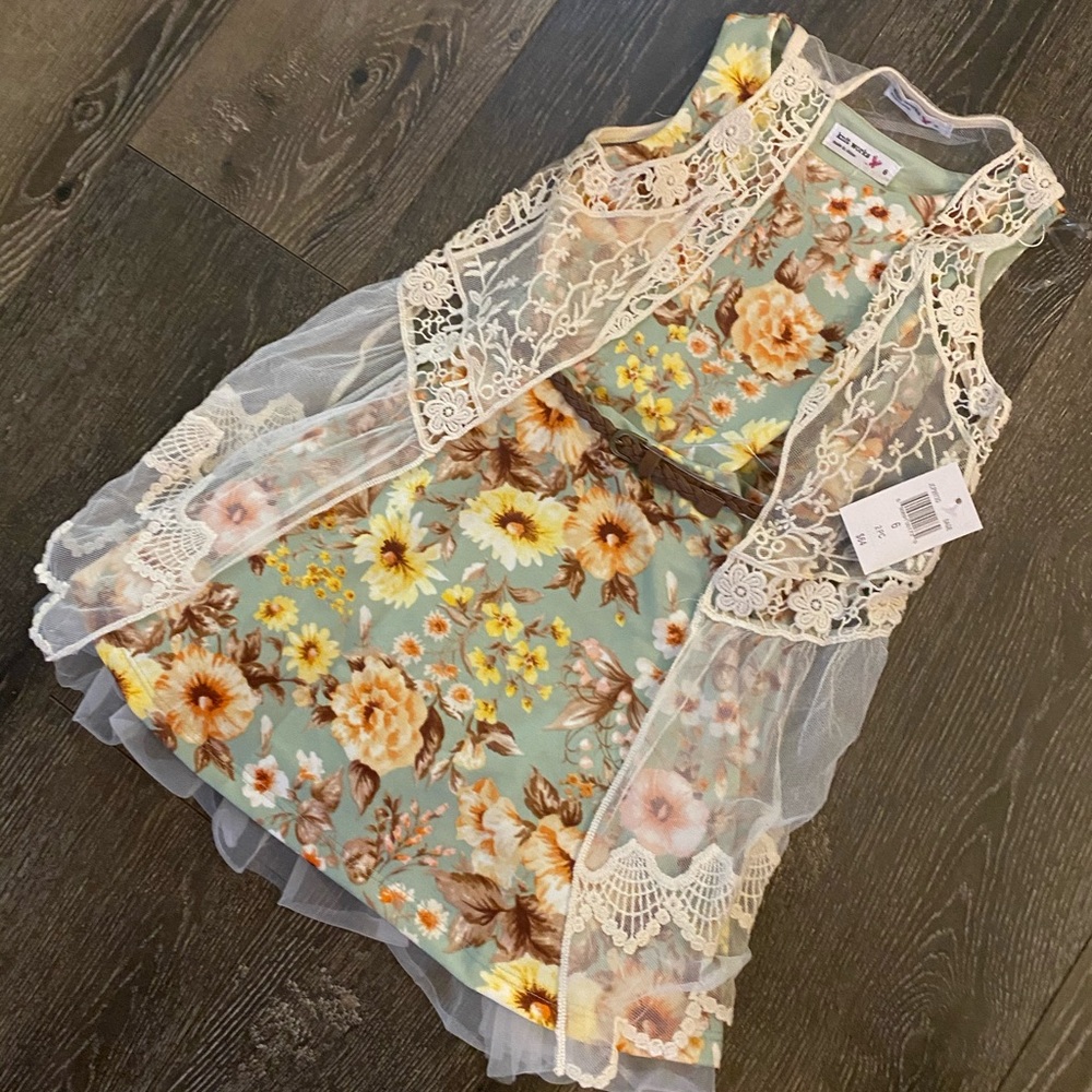 Girls dress